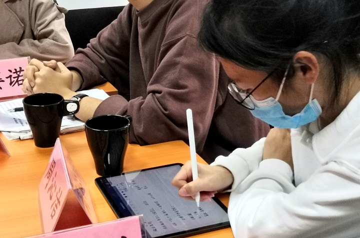 1602571051631070516.jpg y2.jpg