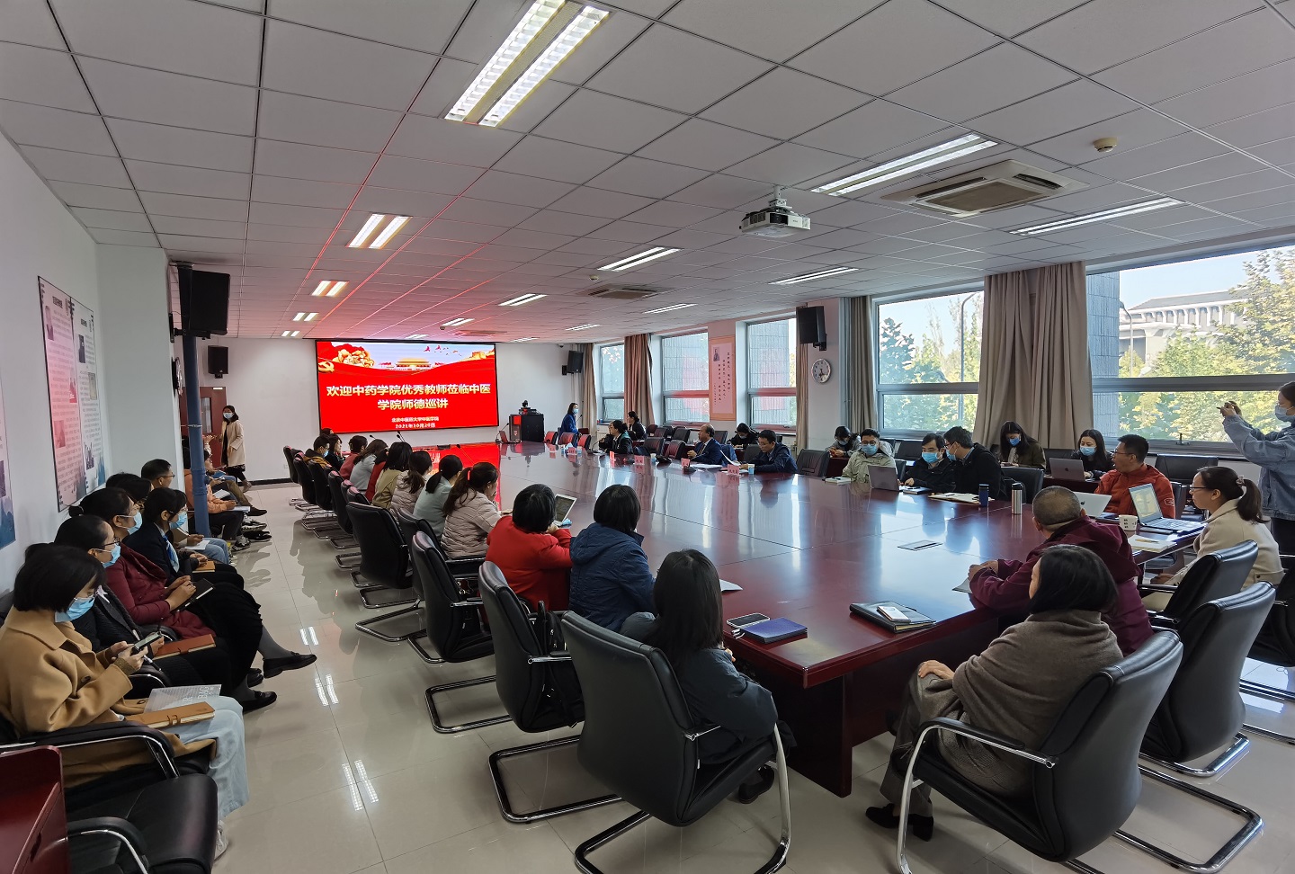 1634720674095053186.jpg 1634720674095053186.jpg