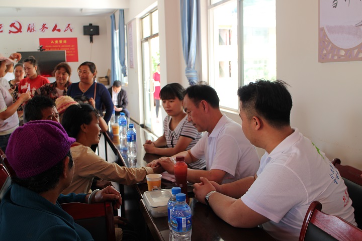 1598246606077051393.jpg 2.jpg